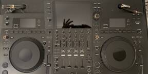 Pioneer Dj Opus Pioneer Dj Opus Quad avec Flight Pioneer Dj FLT et Decksaver