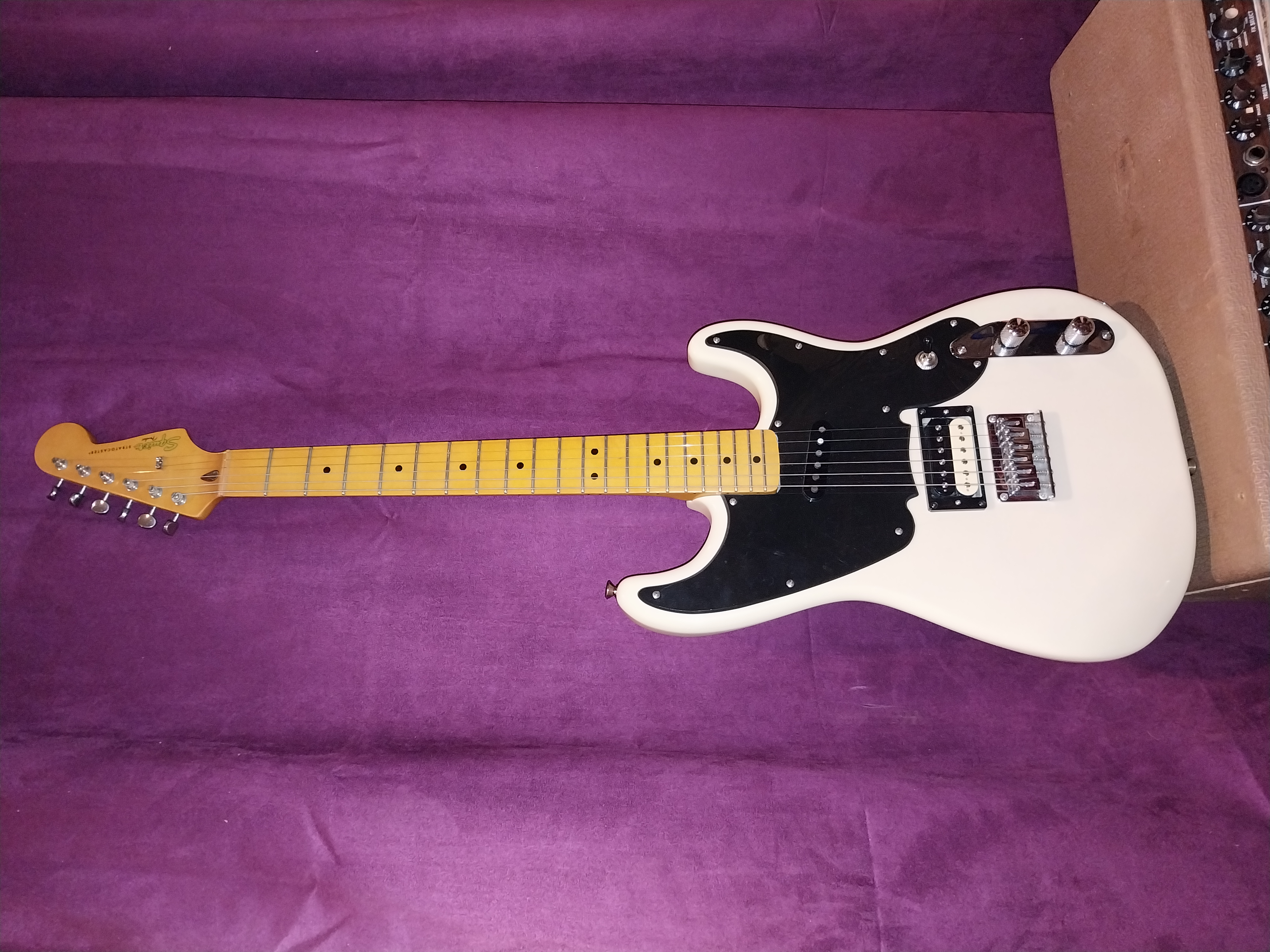 Squier 51 Vintage Modified Vintage blonde upgradée