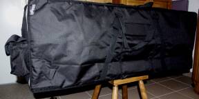 Vends étui de transport STAGG K10-118 pour claviers numériques de 61 à 76 touches