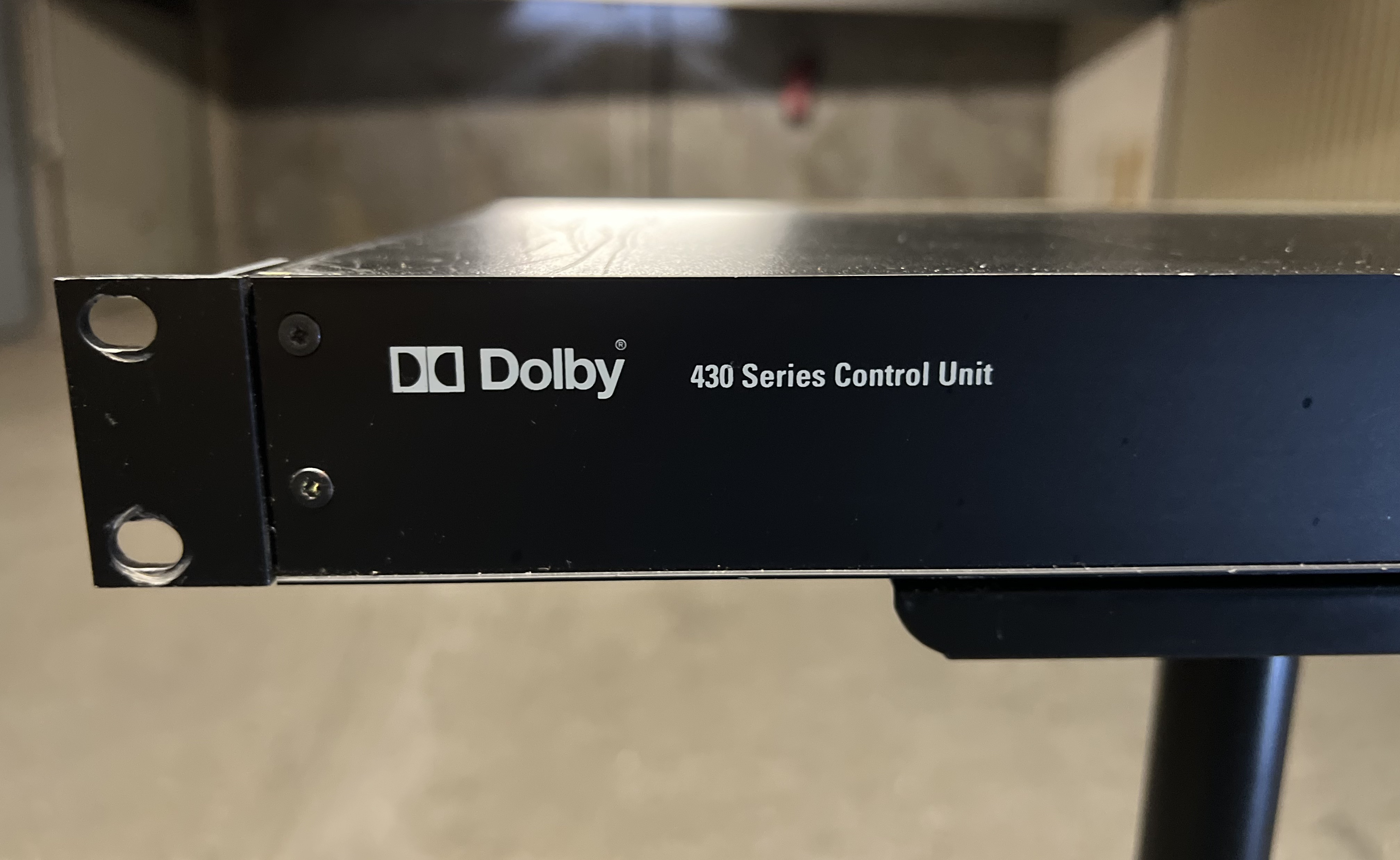 Dolby 430 Series Unit Control (32240)