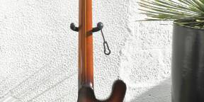 Vends Bass Fretless GUILD B-302F