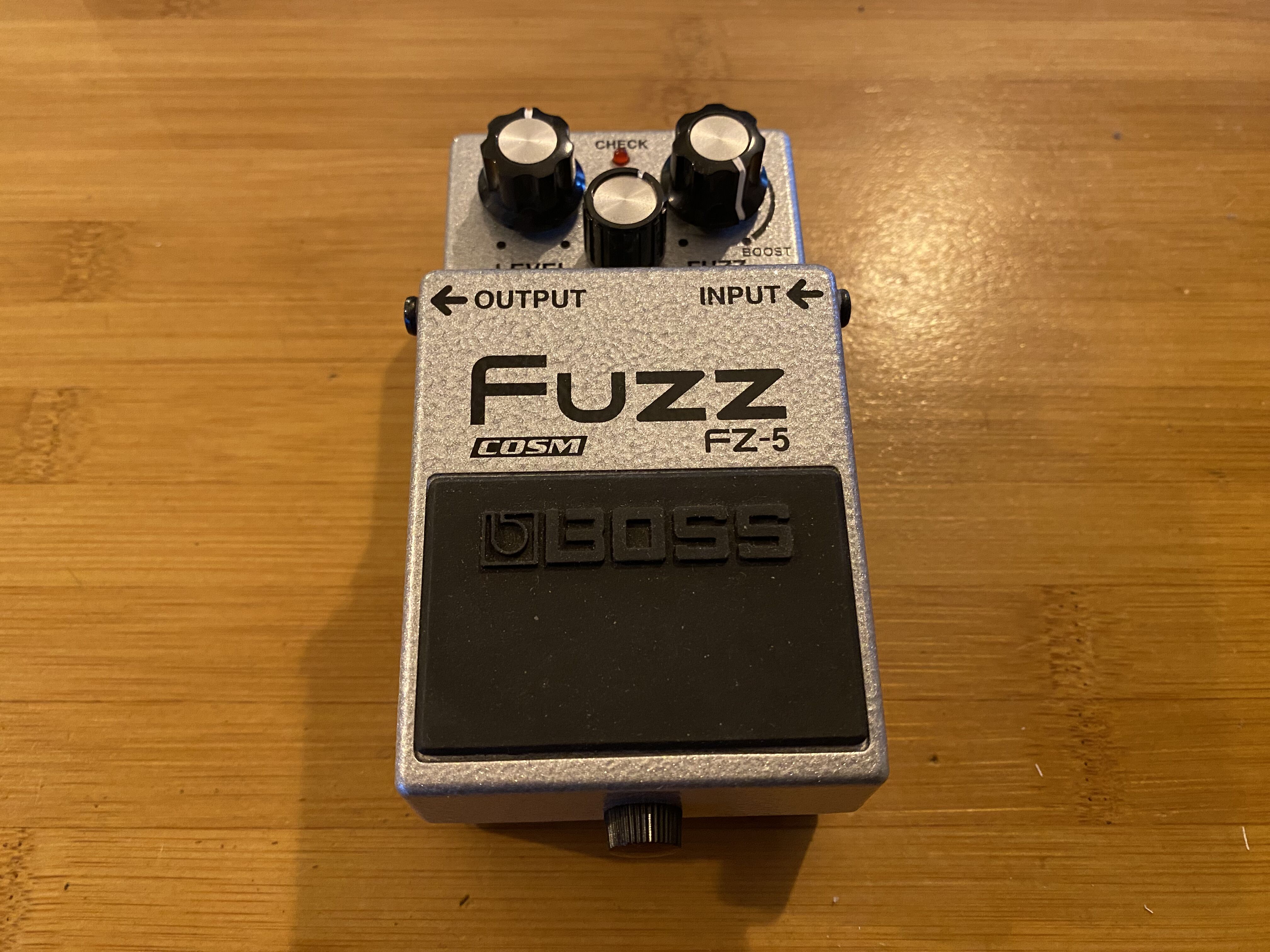 Vends BOSS fuzz FZ 5