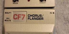 Vends chorus flanger stéréo Ibanez CF7.