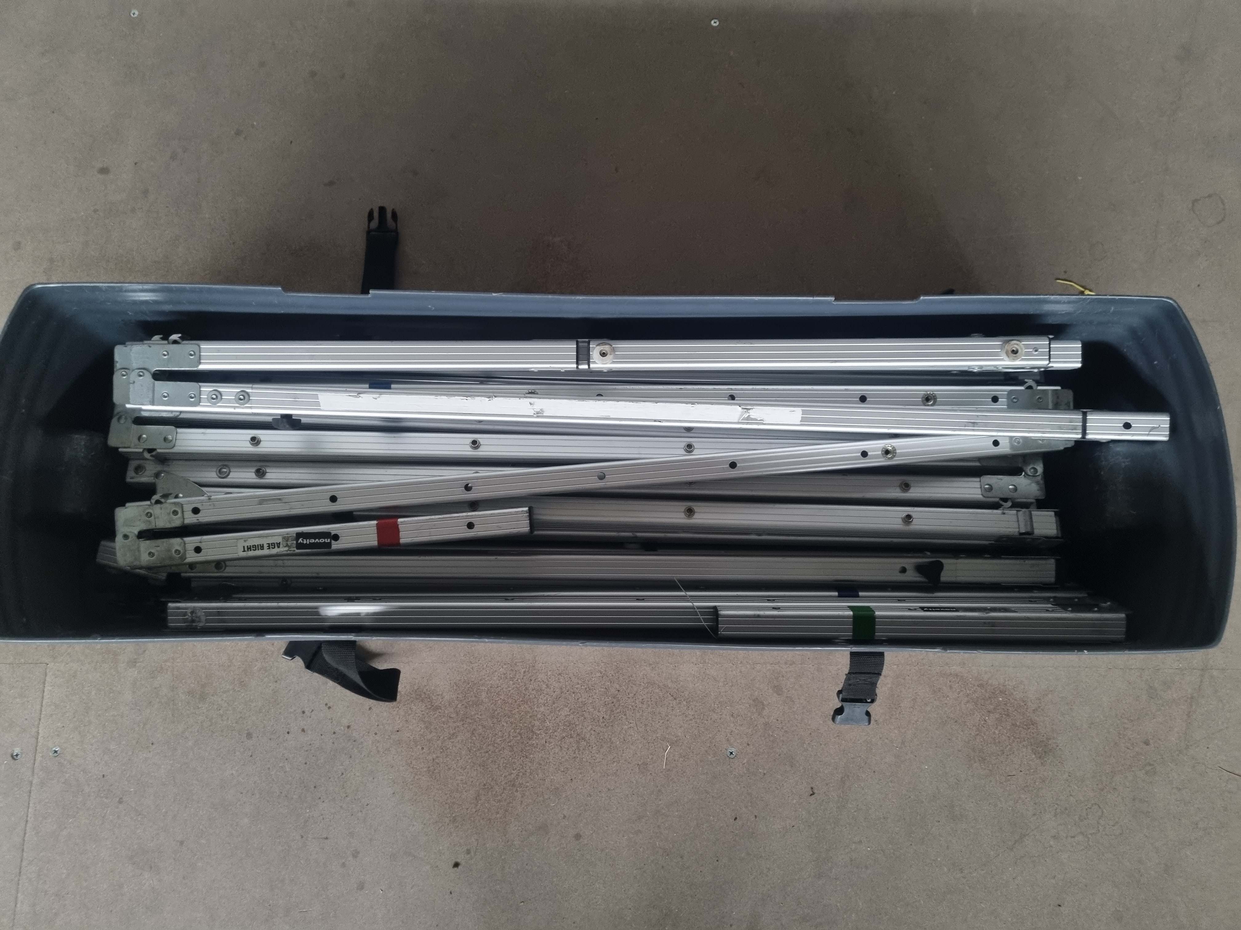 Écran cadre ORAY 4 x 3