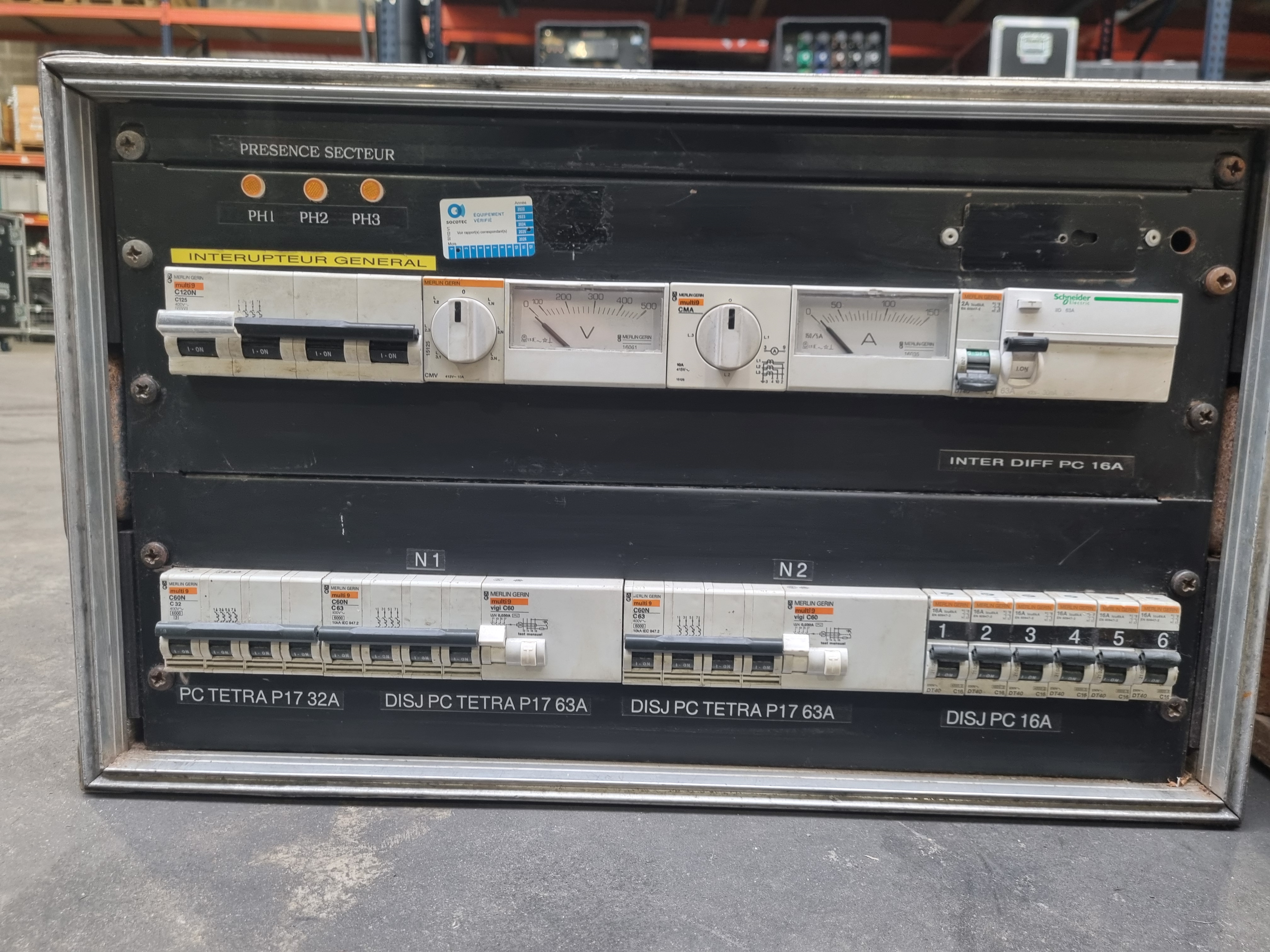 Armoire de distribution électrique 125A