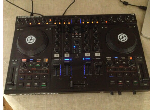 Native Instruments Traktor Kontrol S4 (55355)