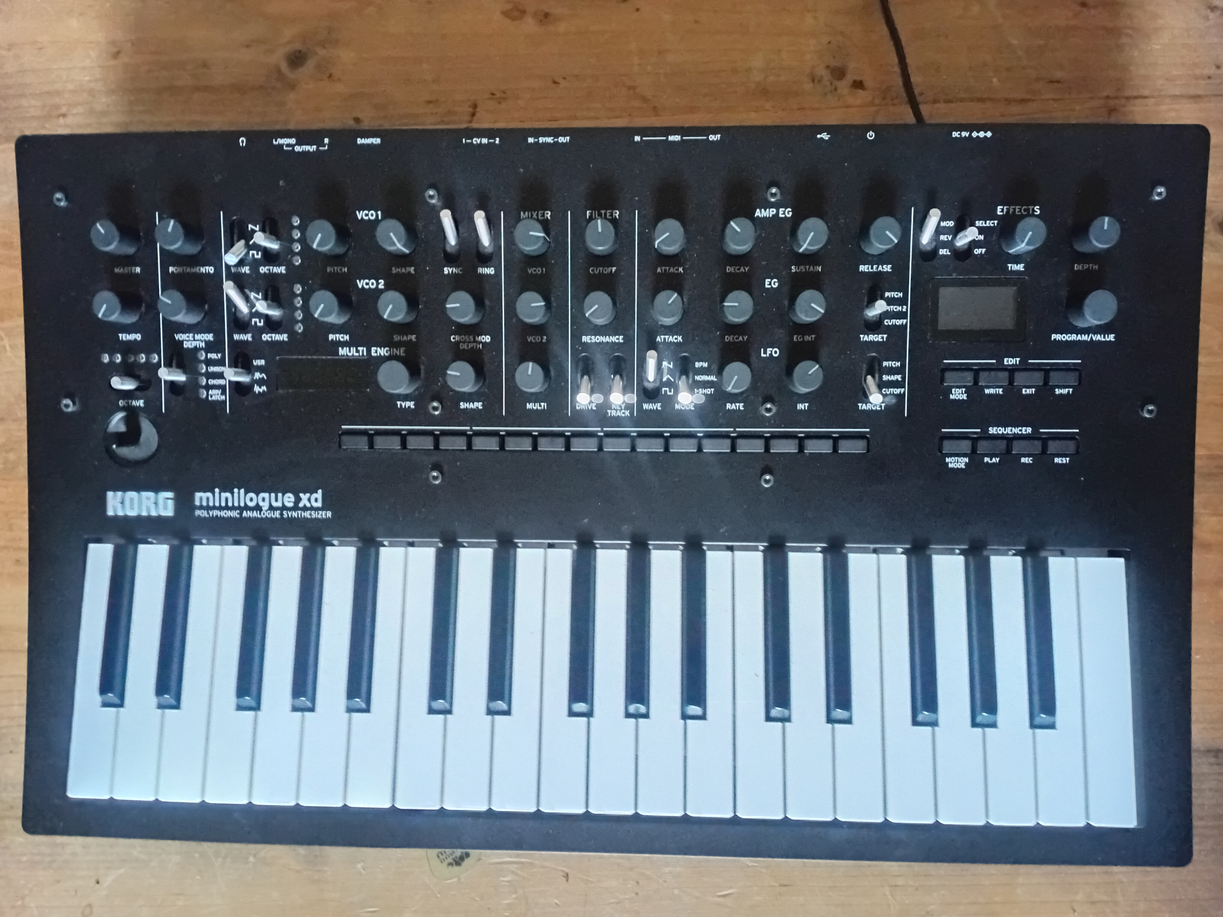 Vends Minilogue XD en parfait état 