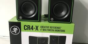 Vends paire d'enceintes Mackie CR4-X quasi neuves