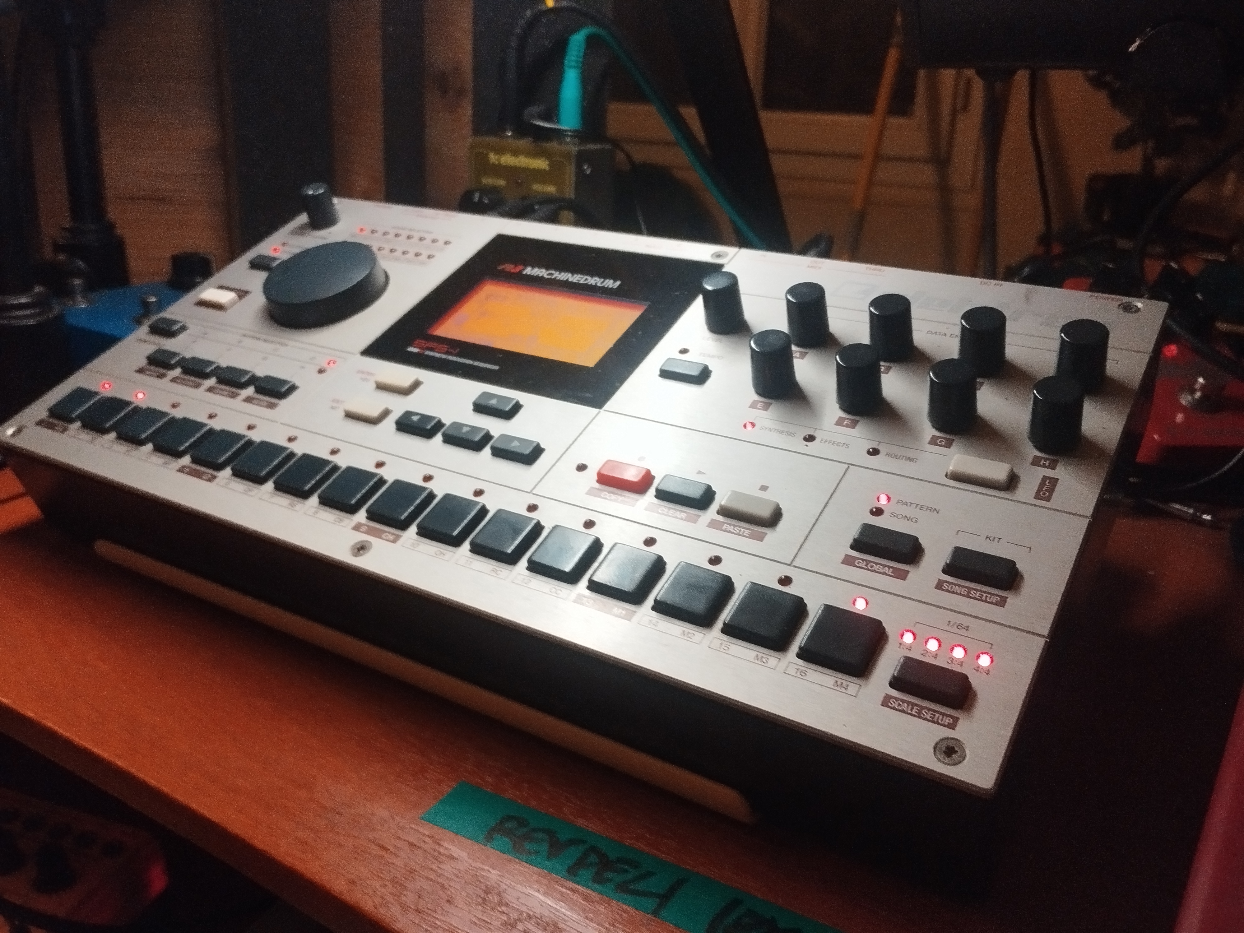 Vends Machine Drum complete jamais sortie du studio 1ere main