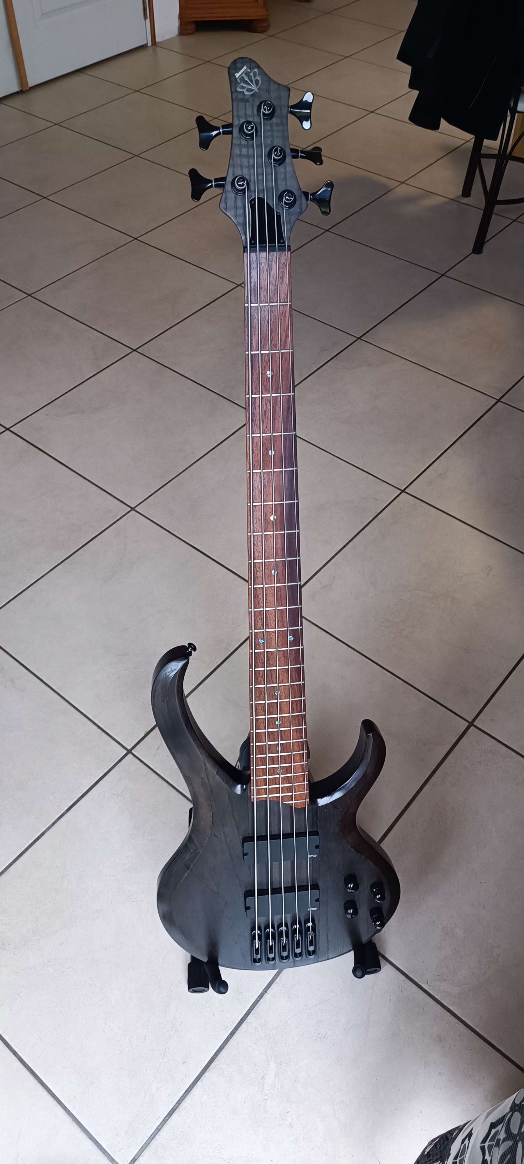 Vends basse Ibanez BTB 705 DX