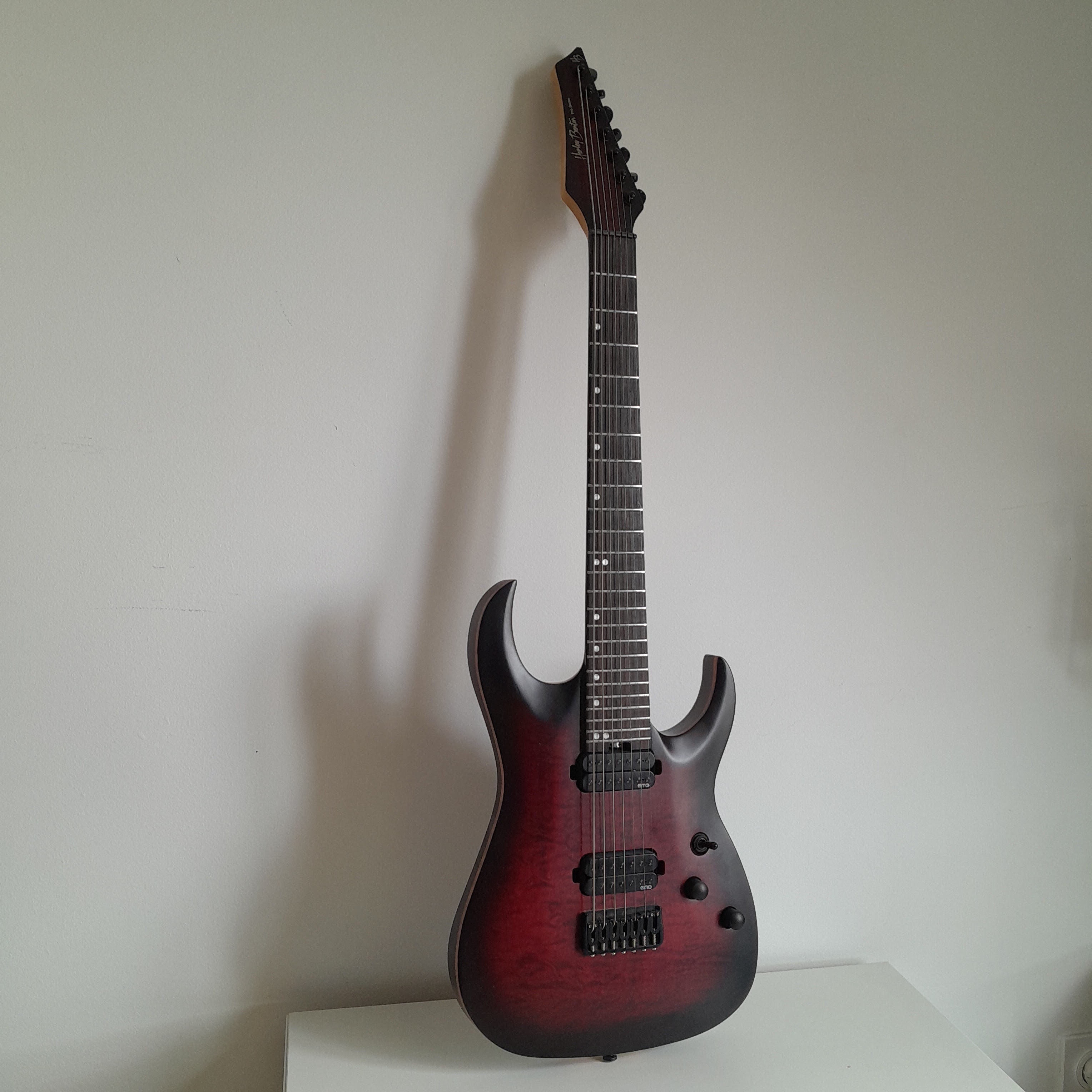 Vends Harley Benton Amarok 7