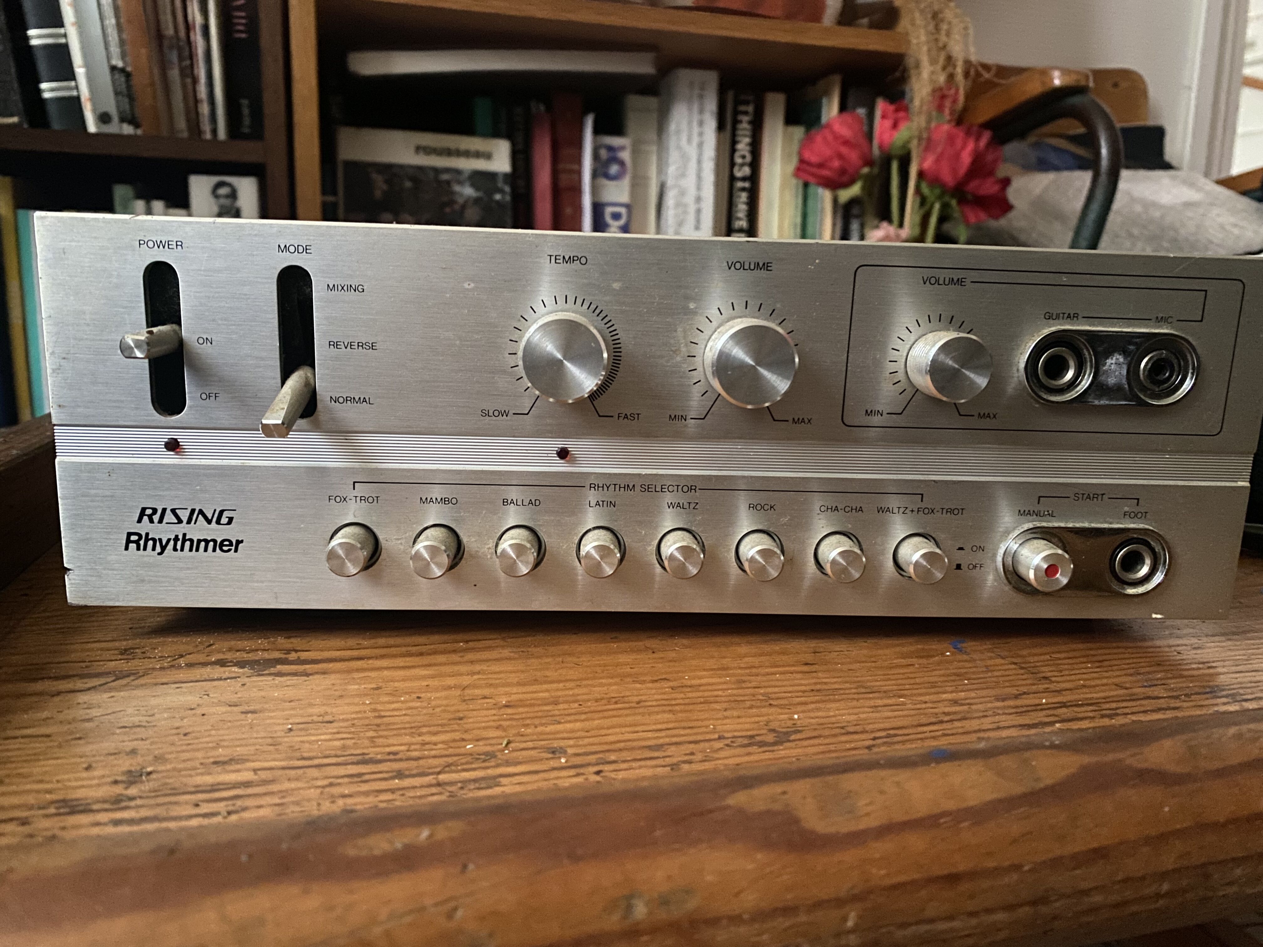 Boîte à rythme analogique vintage, made in japan 