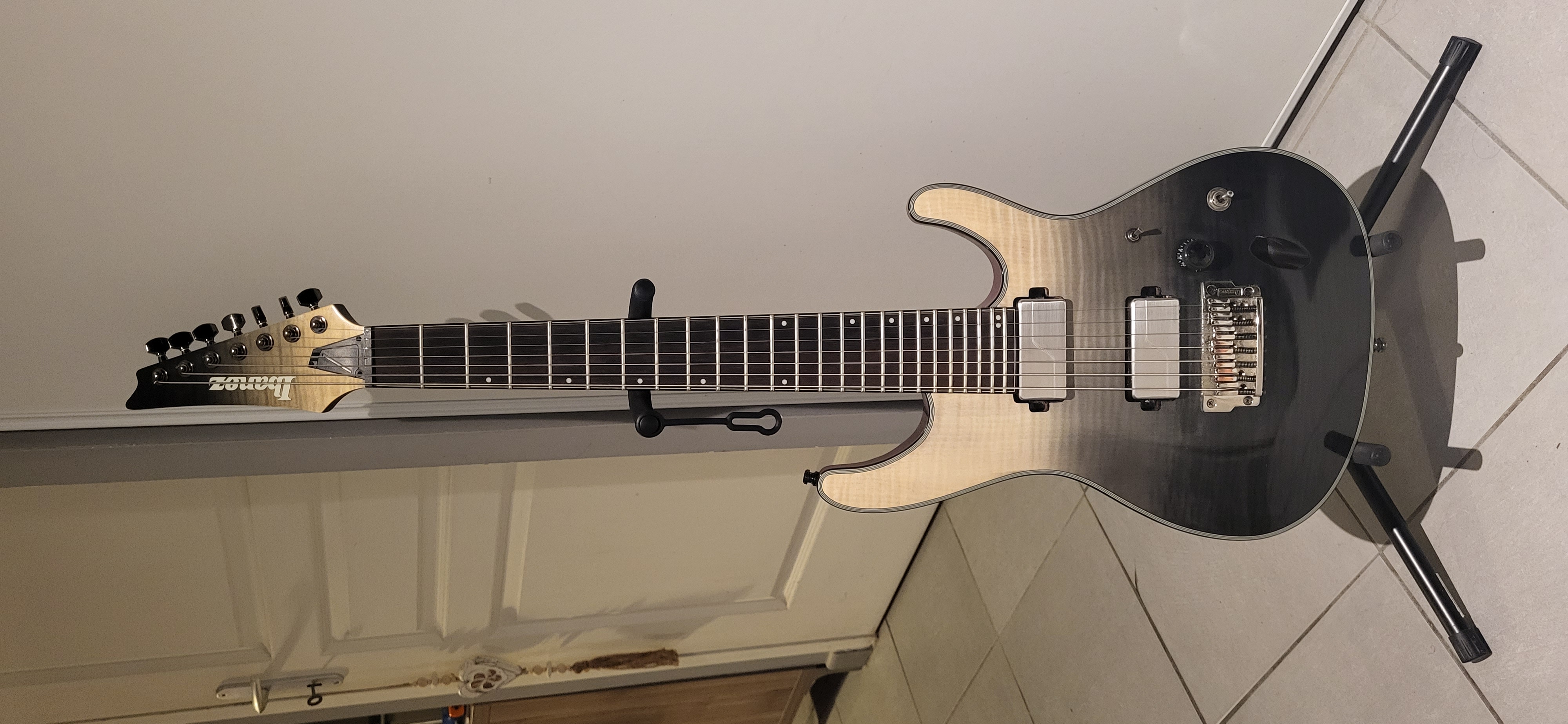 Vend Ibanez S71AL ( 7 cordes )