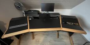Vends bureau Zaor Onda Angled Oak MK I