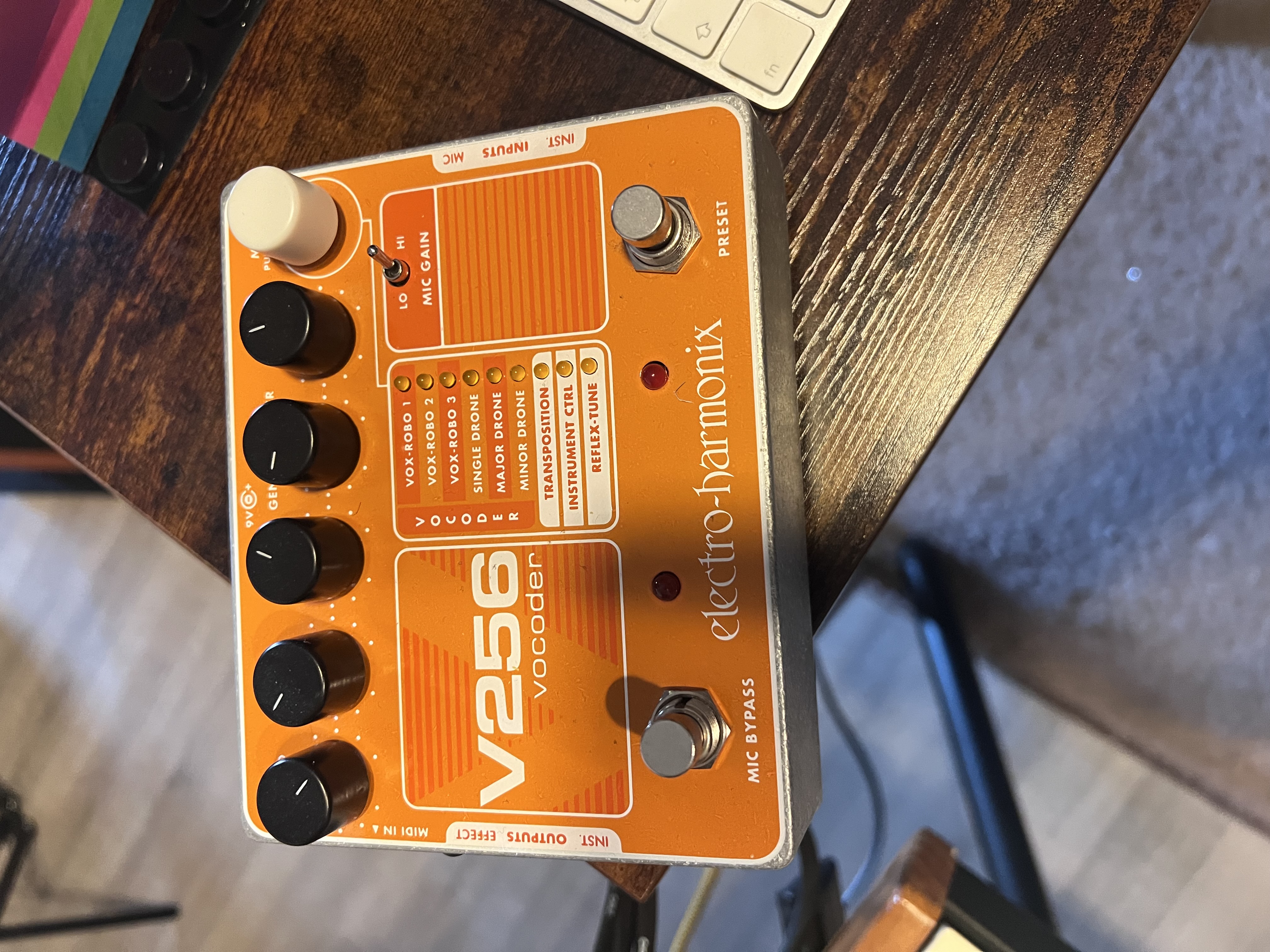 Électro harmonix v256