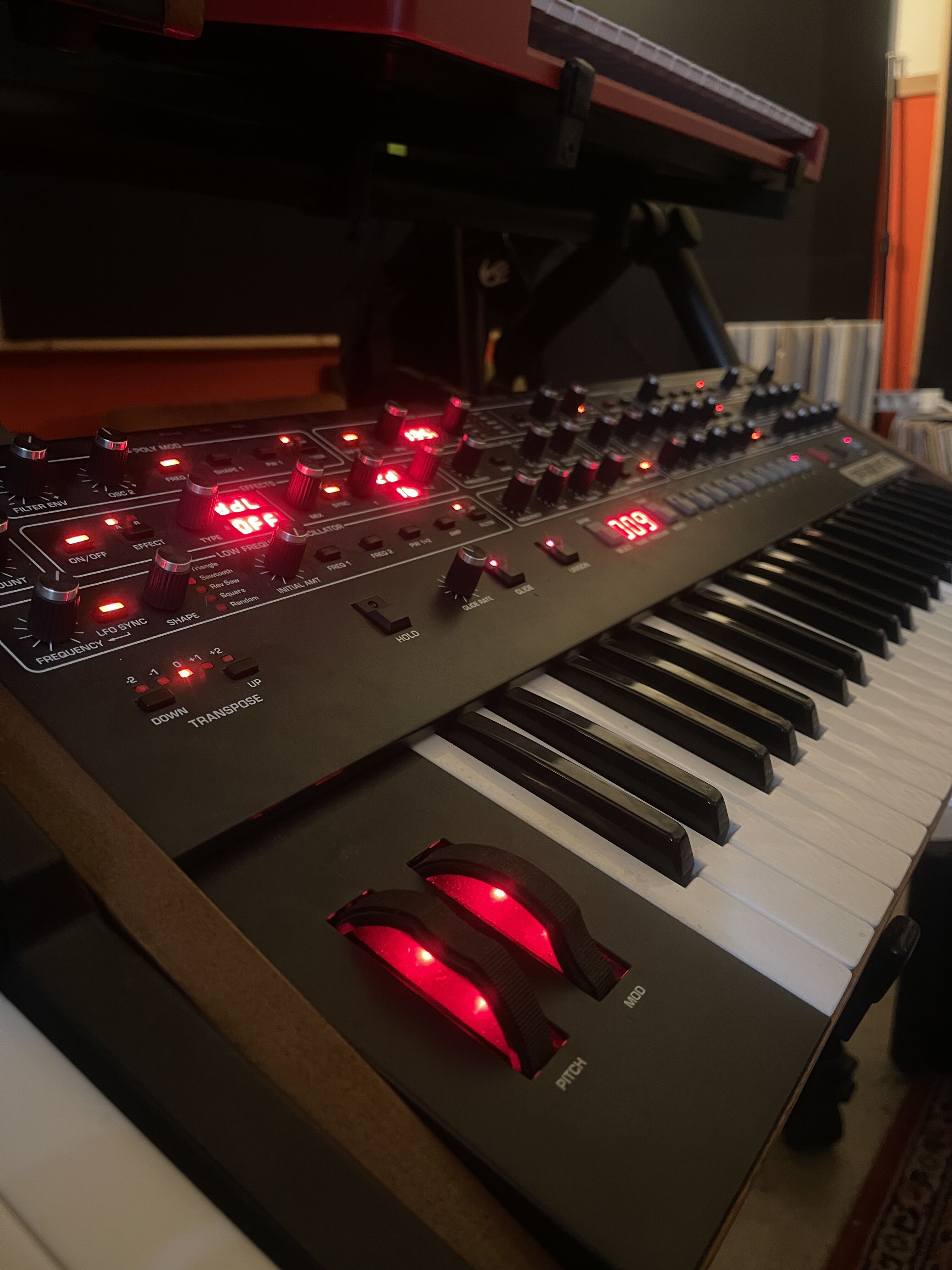 Sequential Prophet 6, comme neuf avec facture