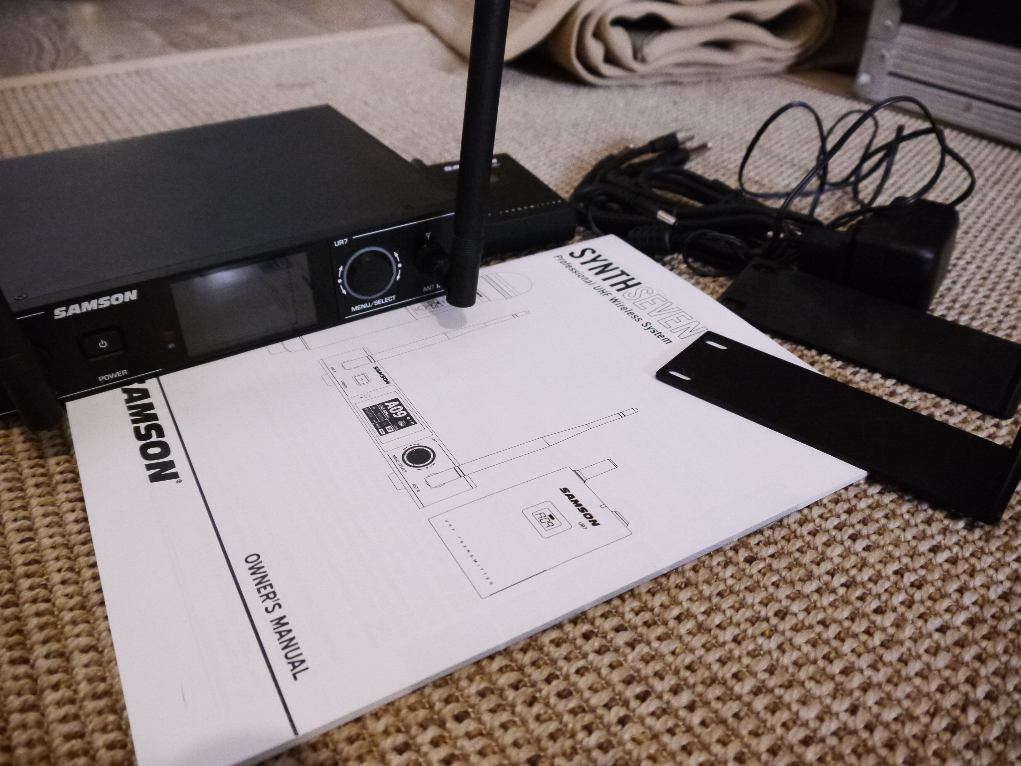 Systeme HF Samson Synth 7 - (entrée boitier mini XLR 3 broches)