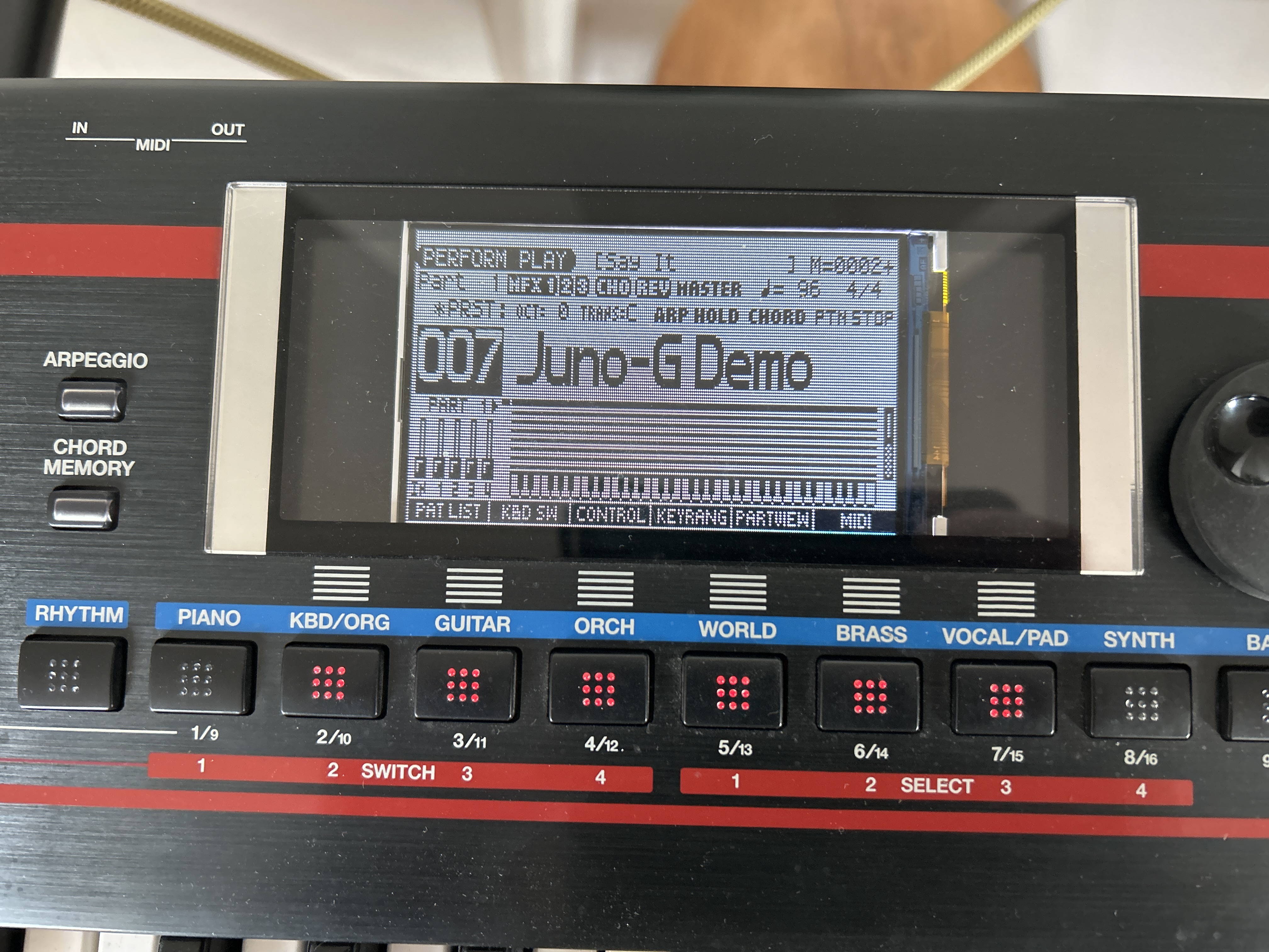Roland JUNO-G