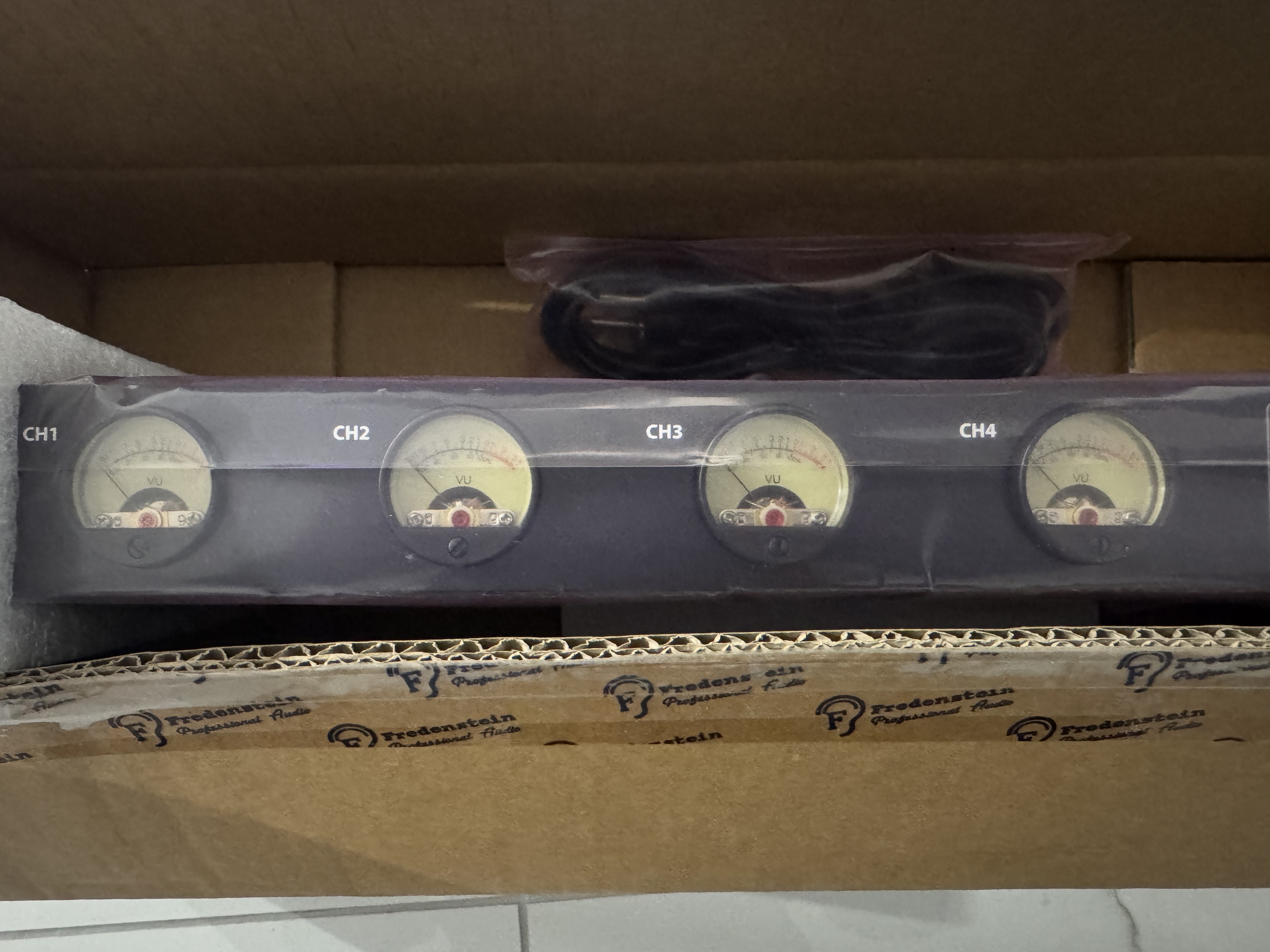 Vends Fredenstein MeterHub NEUF