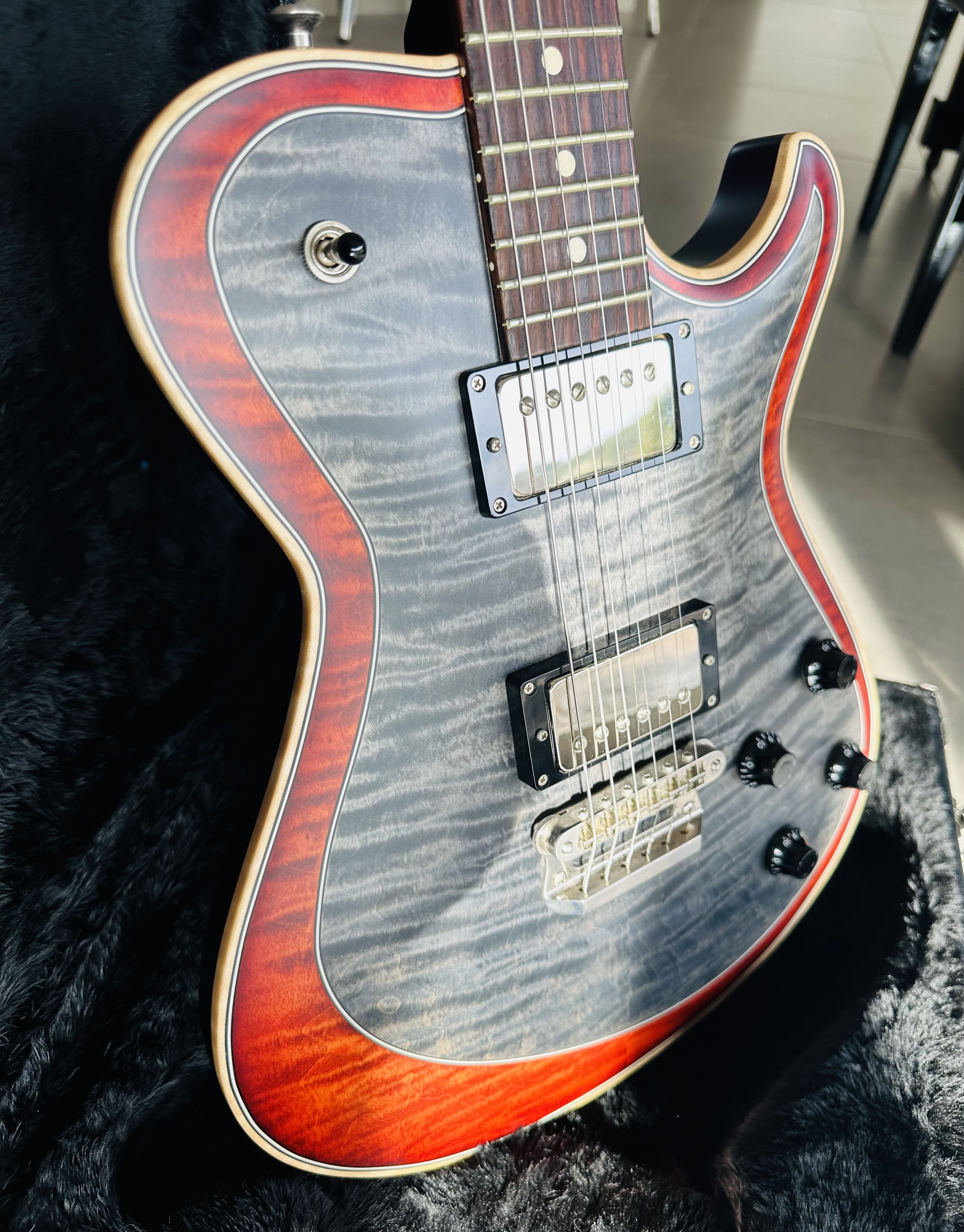 Knaggs Kenai 2021 Onyx (étudie toutes offres )