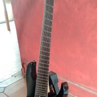 guitare ibanez 8 cordes RGMS8