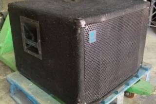 Yorkville LS700P