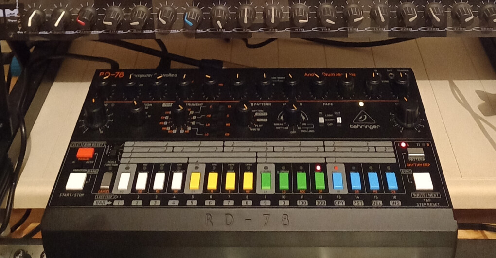 6660353.jpg 6660353.jpg