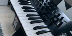 Korg Prologue 16 + oscillo et FX - Parfait état