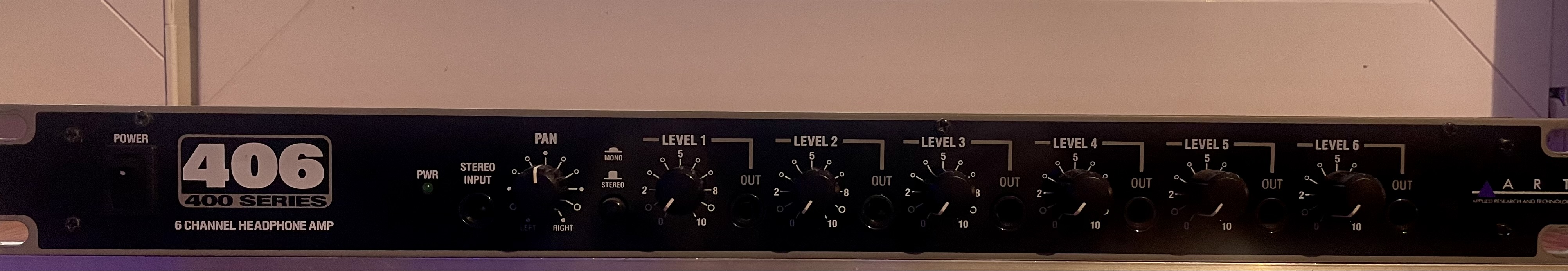 Vends preamplis casque 6 channel