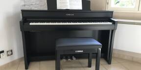 vend piano numerique CLP745BLACK