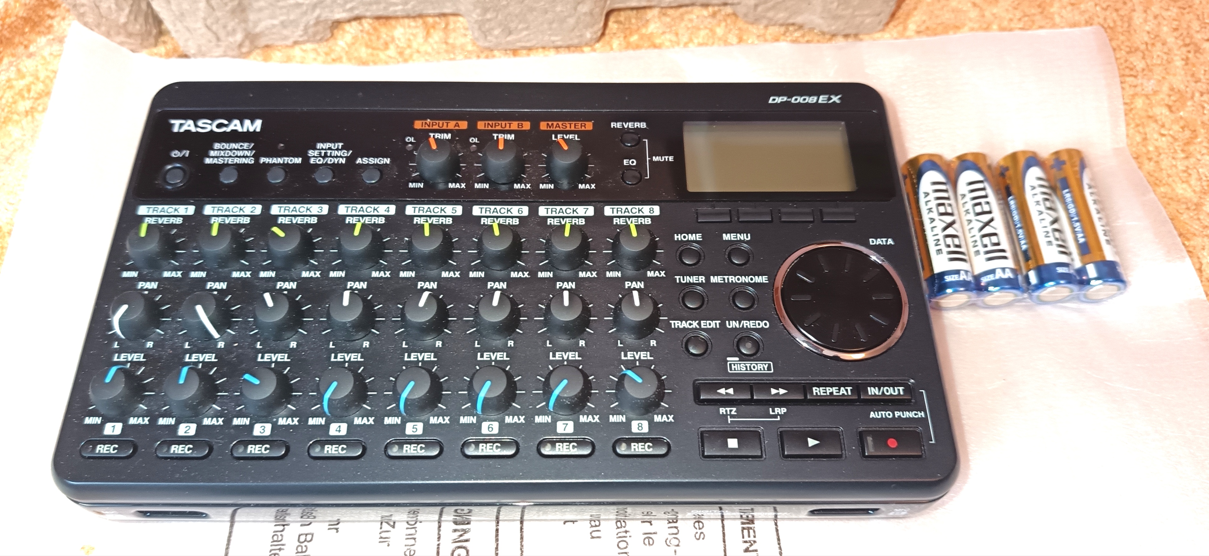 Tascam DP008EX état neuf avec factures et options alim 