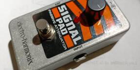Cause double emploi vend pédale EHX Signal Pad