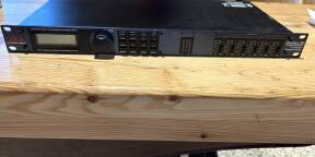 PROCESSEUR NUMERIQUE. DBX DRIVE RACK 260