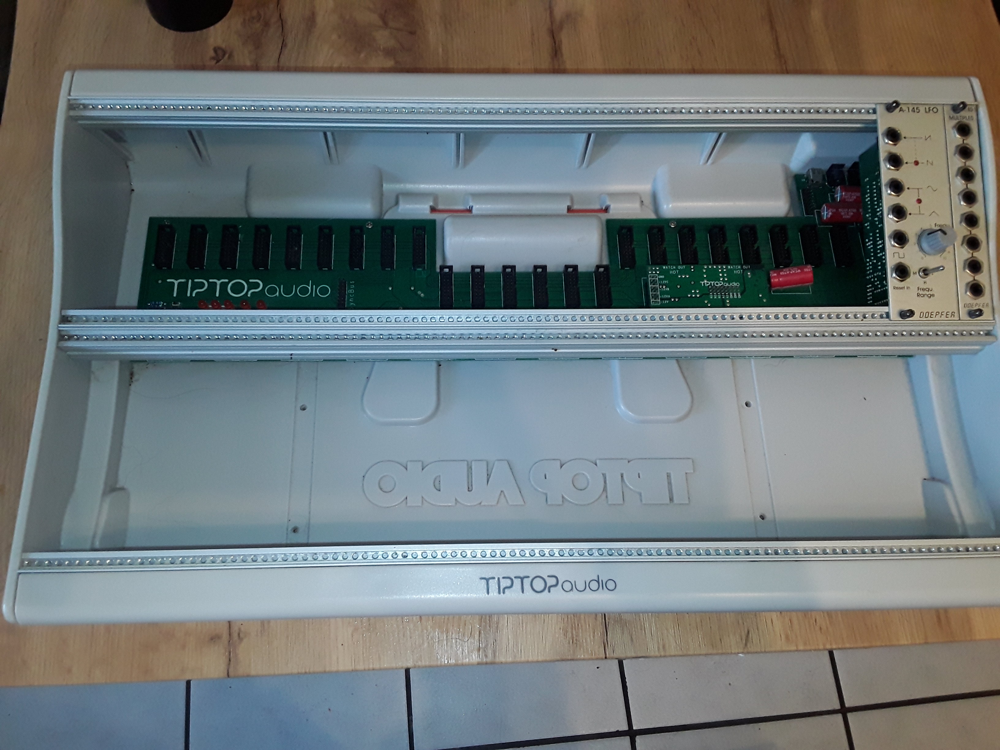 Vends tip top mantis red