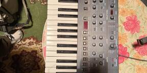 Vend Dave Smith instrument Ob6