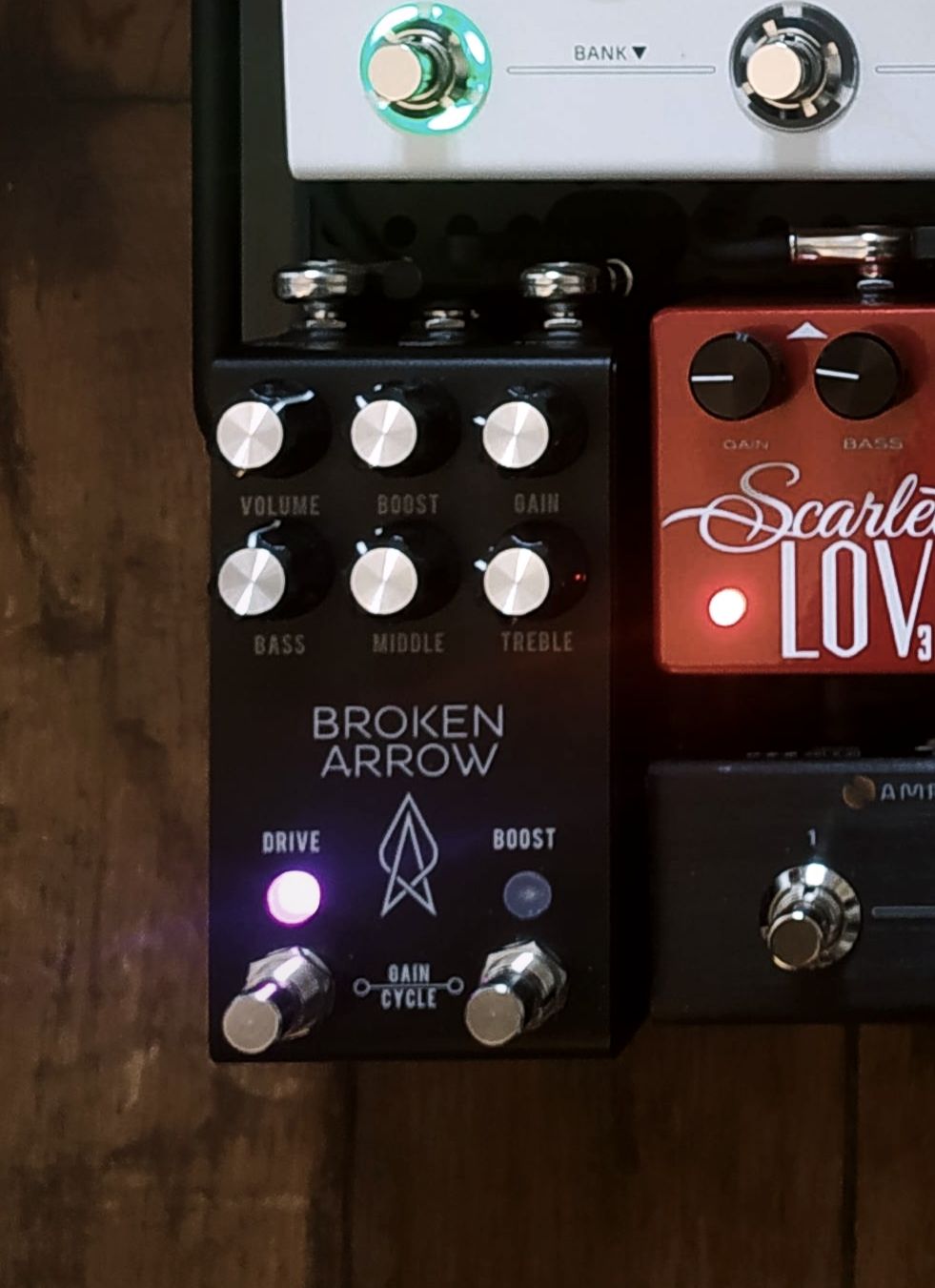 Pédale overdrive MIDI Broken Arrow (type Tube Screamer)