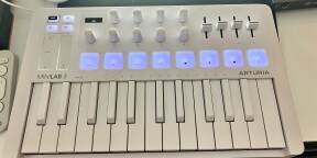 Arturia MiniLab 3 - Alpine White Collector - Comme neuf