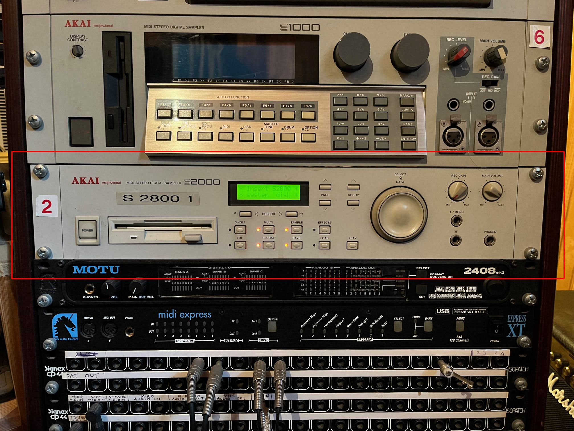 Vends Sampler Akai Professional S2000