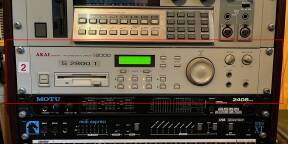 Vends Sampler Akai Professional S2000