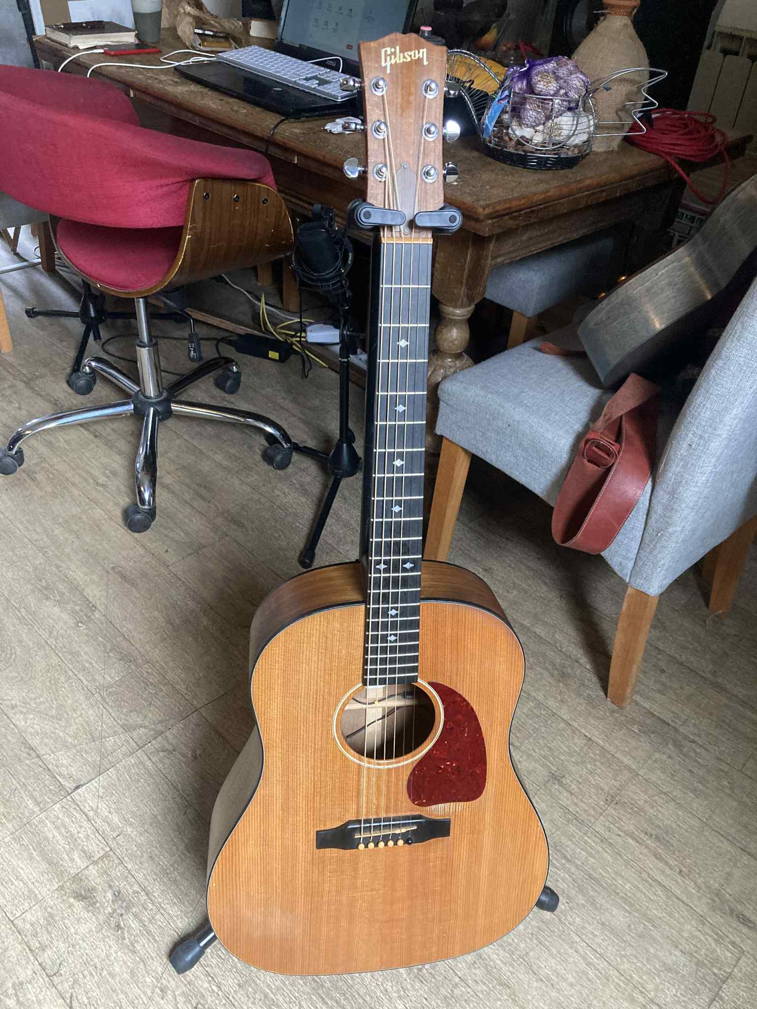 Gibson G-45 Standard