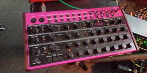 Vends Behringer Edge comme neuf