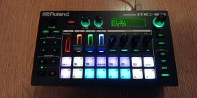 Roland MC 101