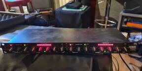 vends Compresseur-limiteur-gate DBX 166 XL