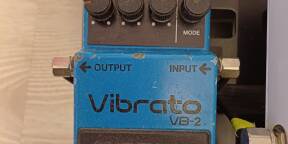 Vends une vintage boss vb2 1985