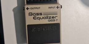 Pédale Boss GEB7 en excellent état.