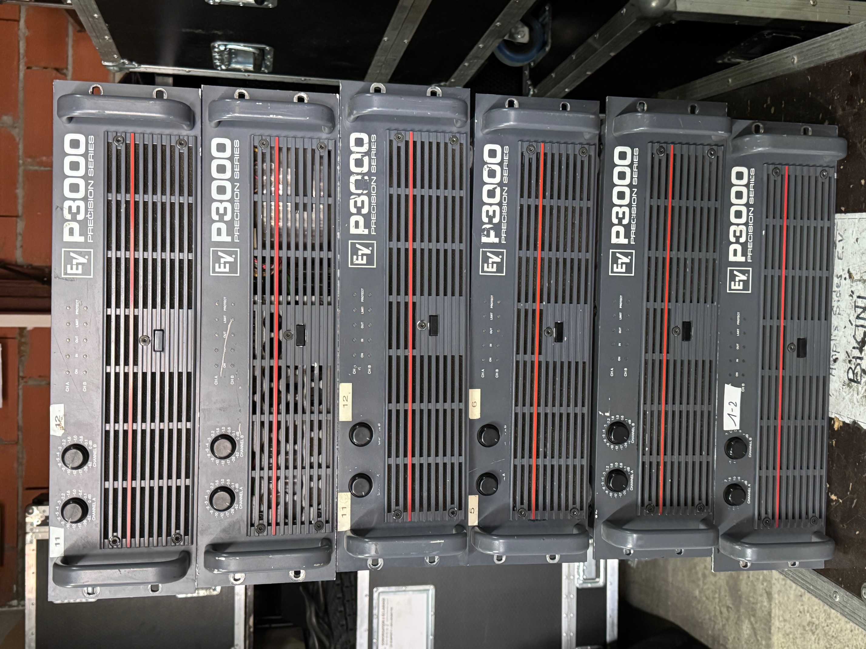 Ampli P3000 ELECTROVOICE 