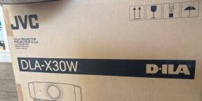 JVC DLA-X30W