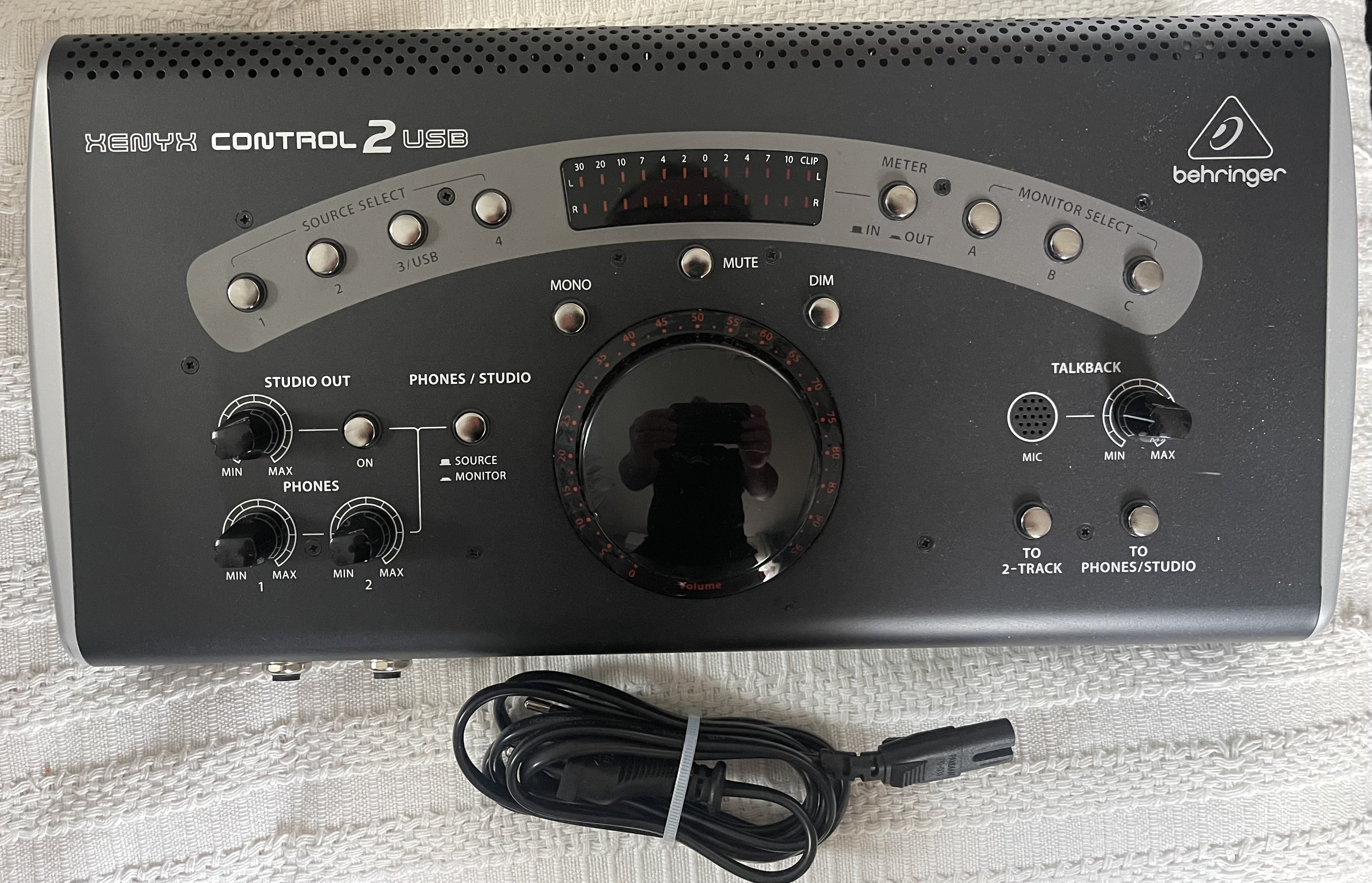 Control 2 USB Berhinger 