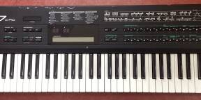 Vends DX7 II FD