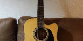 Vends Takamine électro-acoustiqueCD10CE.ns